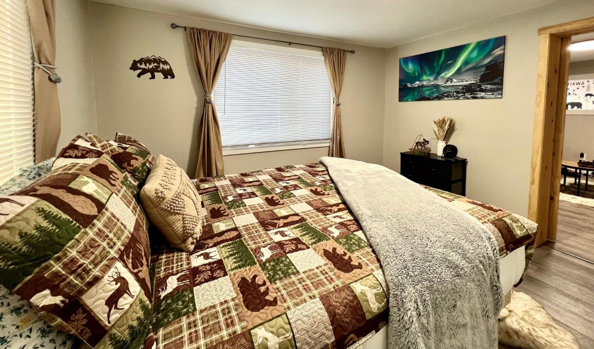 Log House In Heart Of Anchorage Apartment Bagian luar foto